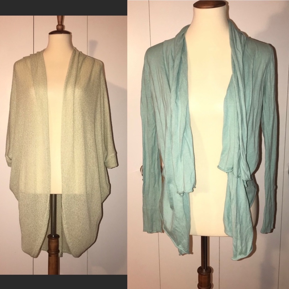 Bundle of two (mint & tiffany) green light weight sweaters